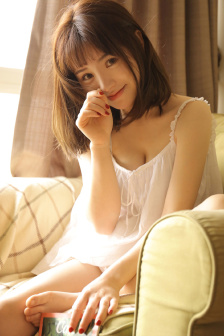 荒岛女儿国